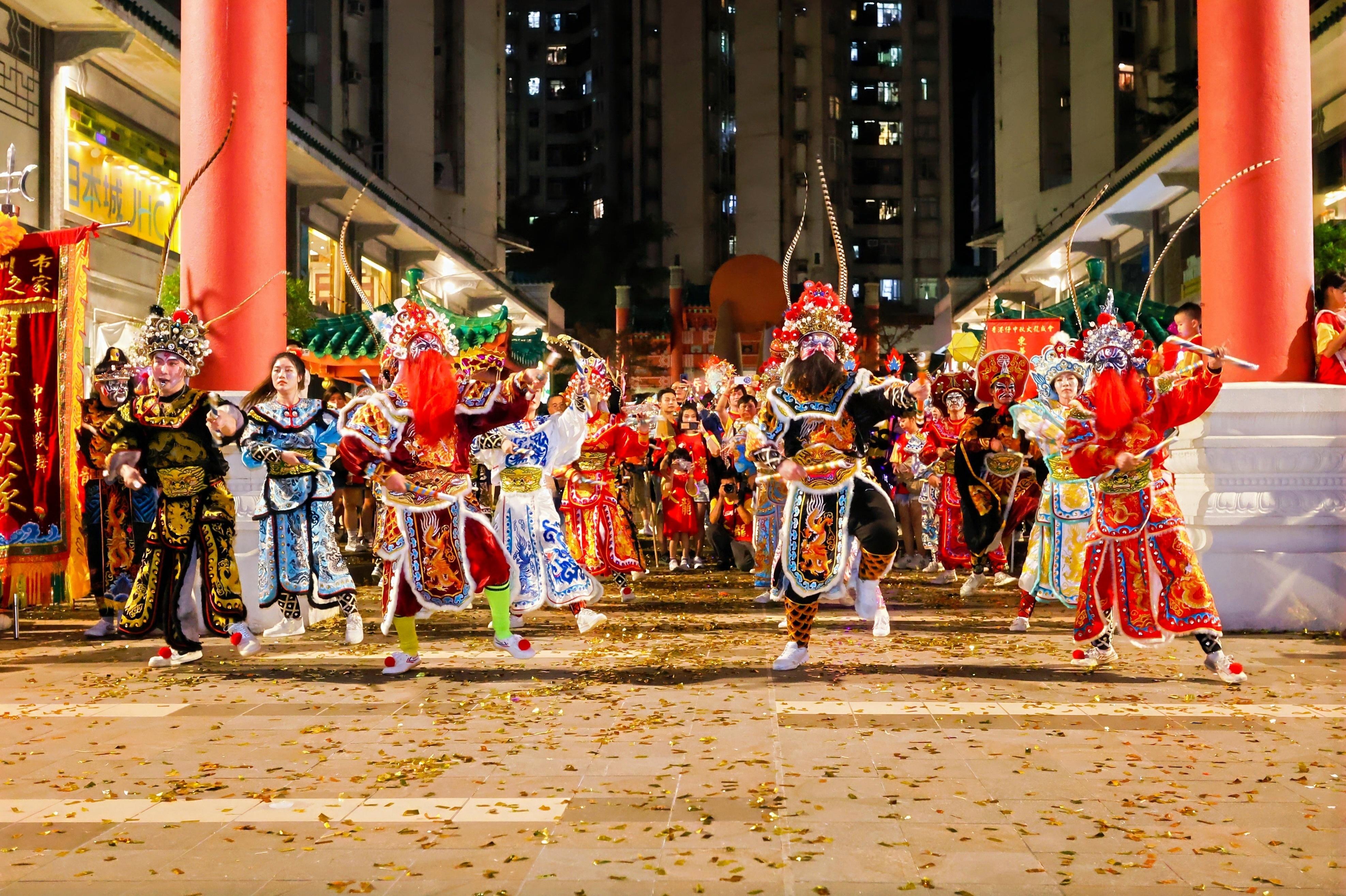 今年「香港仔中秋火龍盛會」將於10月6日中秋節正日,晚上8時在香港仔中心廣場舉行。