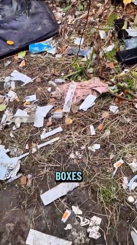 地面散落燒焦的湯匙等吸毒工具。(互聯網)