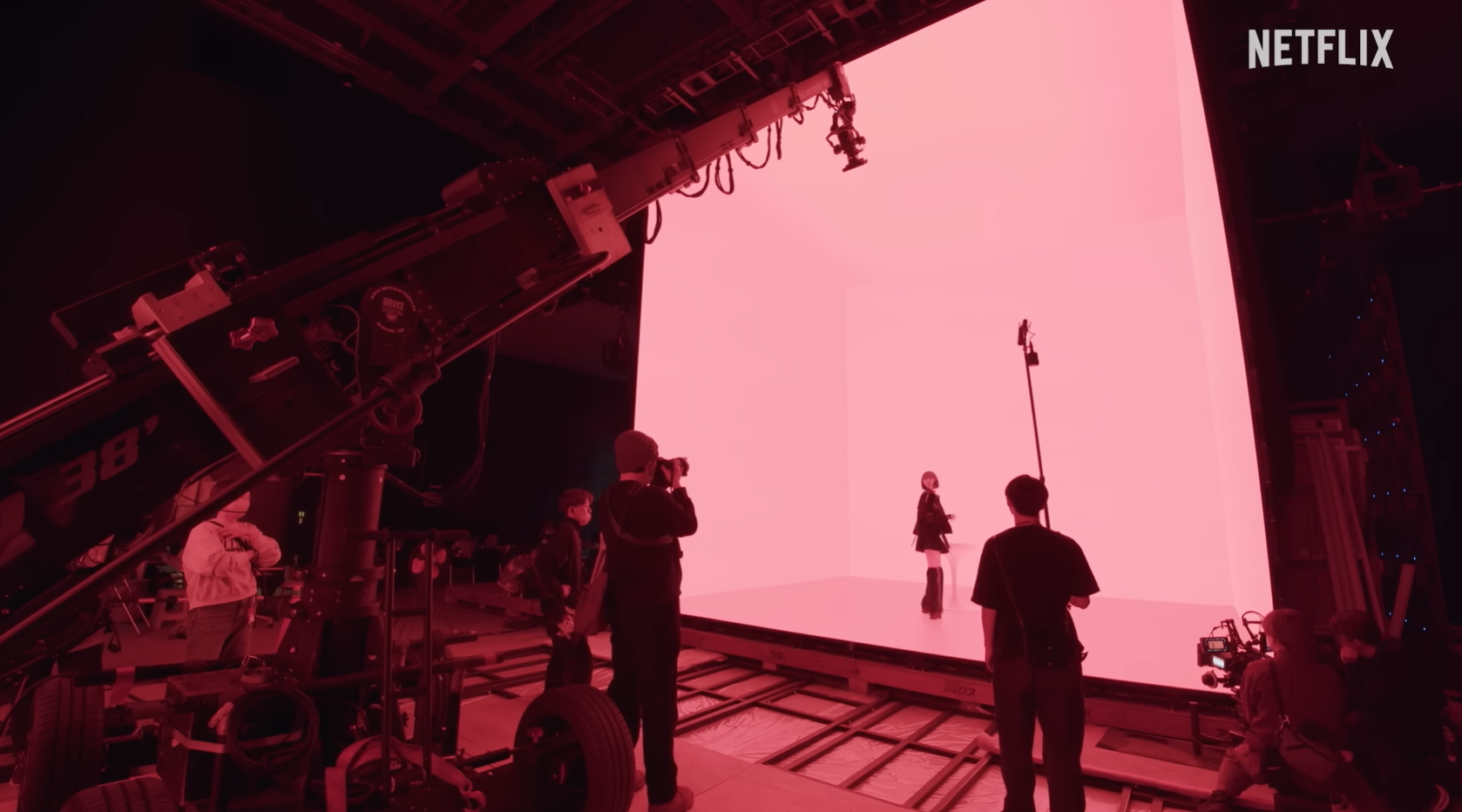 Netflix今日公開了《今際之國的有栖》第三季的幕後花絮。