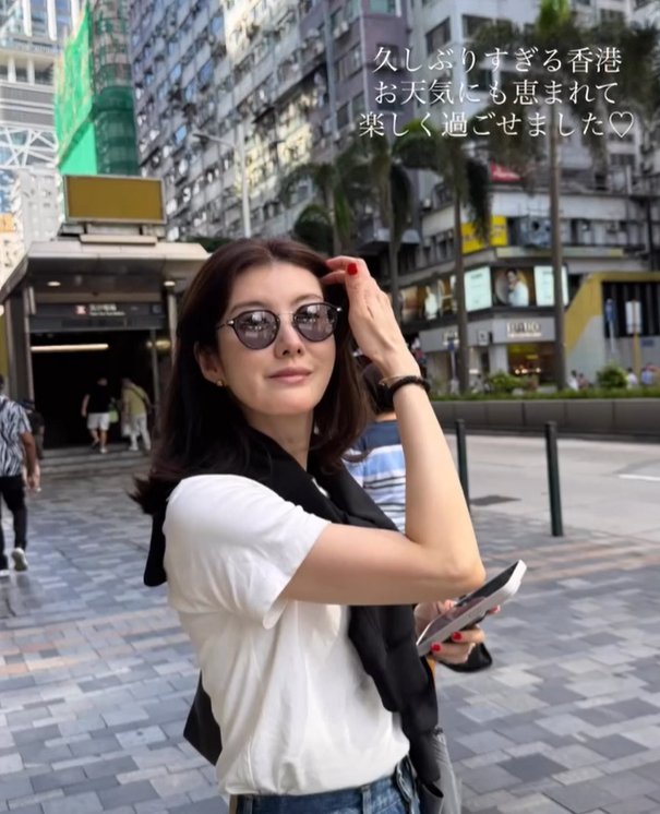 友坂理惠重遊舊地現身香港打卡。