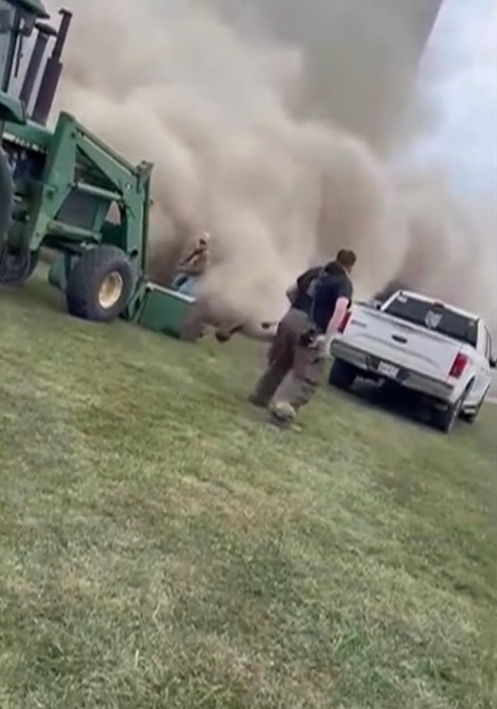 美國大豆倉庫突倒塌 網傳中國停購「塞爆」導致(有片)