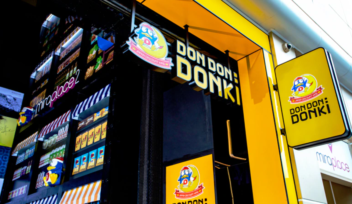 一名女網民日前於社交平台發文,指近日到尖沙咀連鎖超市DONKI購物時,遇到一名操廣東話的陌生女子,聲稱無法以現金付款希望幫忙。樓主不屢有詐,以電子支付幫忙支付200元,對方稱會以「轉數快」轉帳,但之後未有兌現,樓主驚覺受騙,慨嘆「我真係死蠢」,希望能公開遭遇以提醒其他人小心。 (網上圖片)