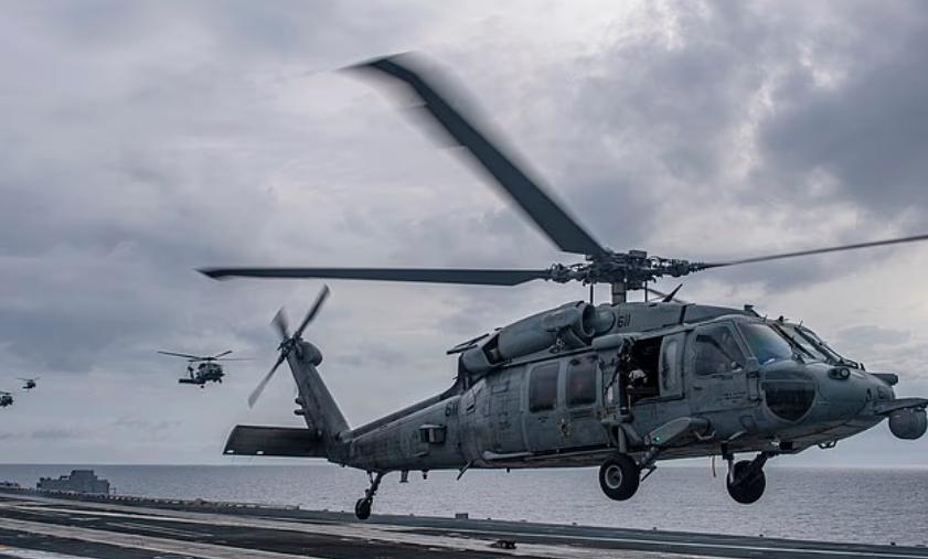 美軍MH-60R海鷹直升機(網上圖片/資料圖片)