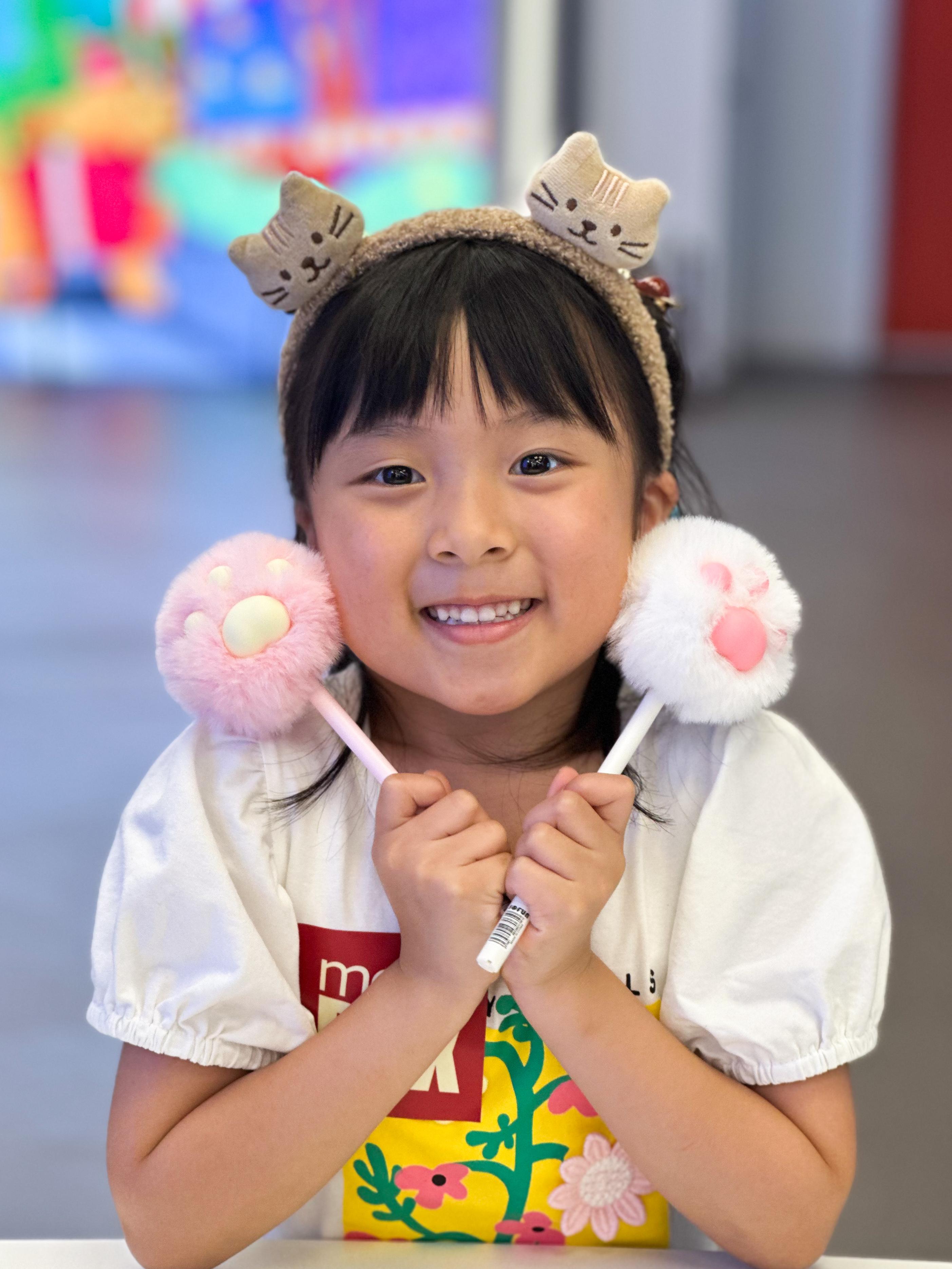 憑FUN Pass或即日單一消費HK$200即可參加遊戲攤位一次,贏取精美禮品。