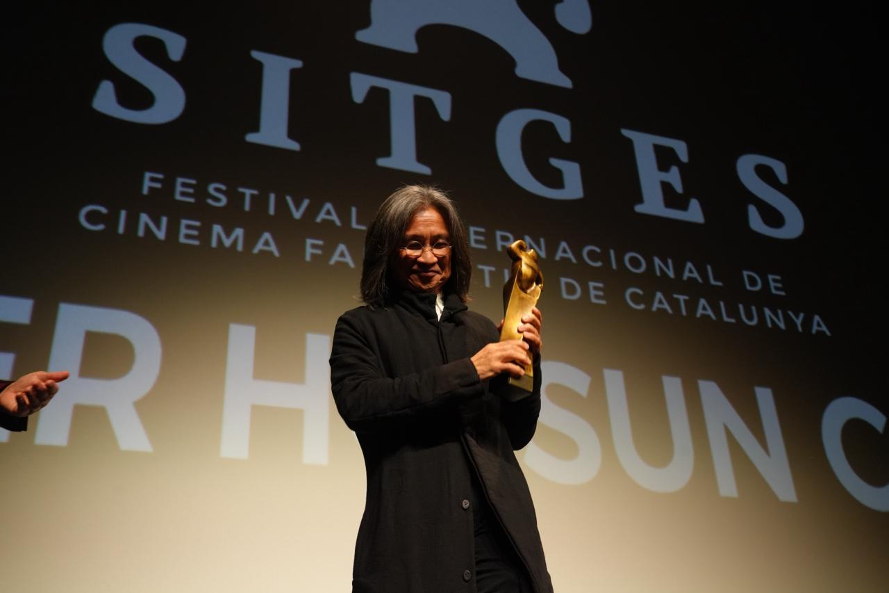 陳可辛任西班牙影展評審獲表揚 吳君如同行共享殊榮回味天體海灘經驗