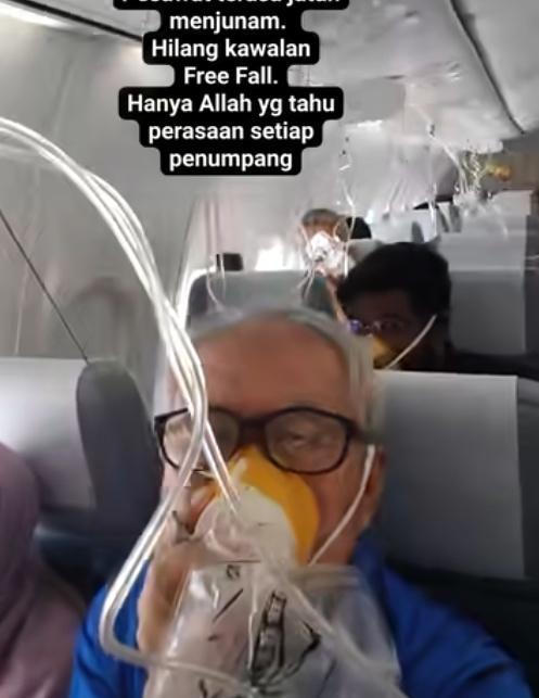 Abdul Jalil續說:「接著,氧氣罩突然掉下來,機長宣布進入緊急狀況,並指示所有乘客戴上氧氣罩。(FB)