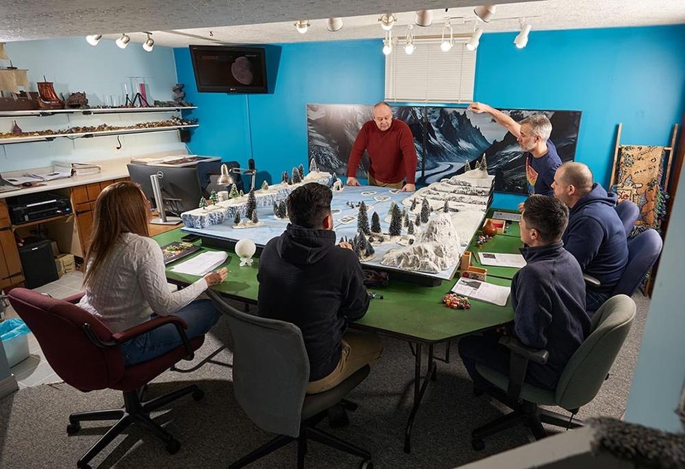 Robert笑言:「只要我還能擲骰子,『The Game』就不會完結。」(X)