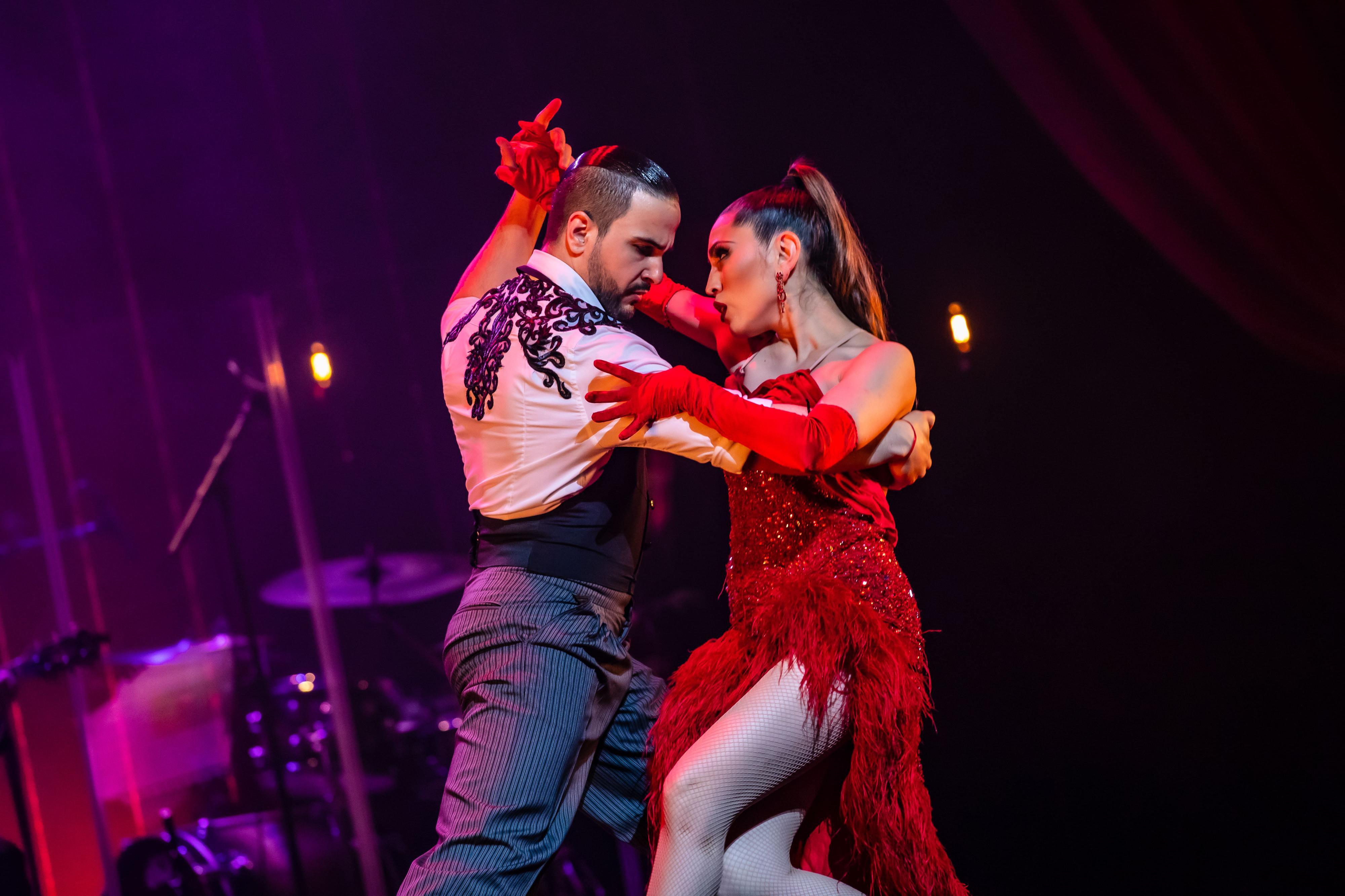 傑曼除擁有自己的舞團,亦是布宜諾斯艾利斯「探戈之火」(Tango Fire)舞團的總編舞及首席舞者。