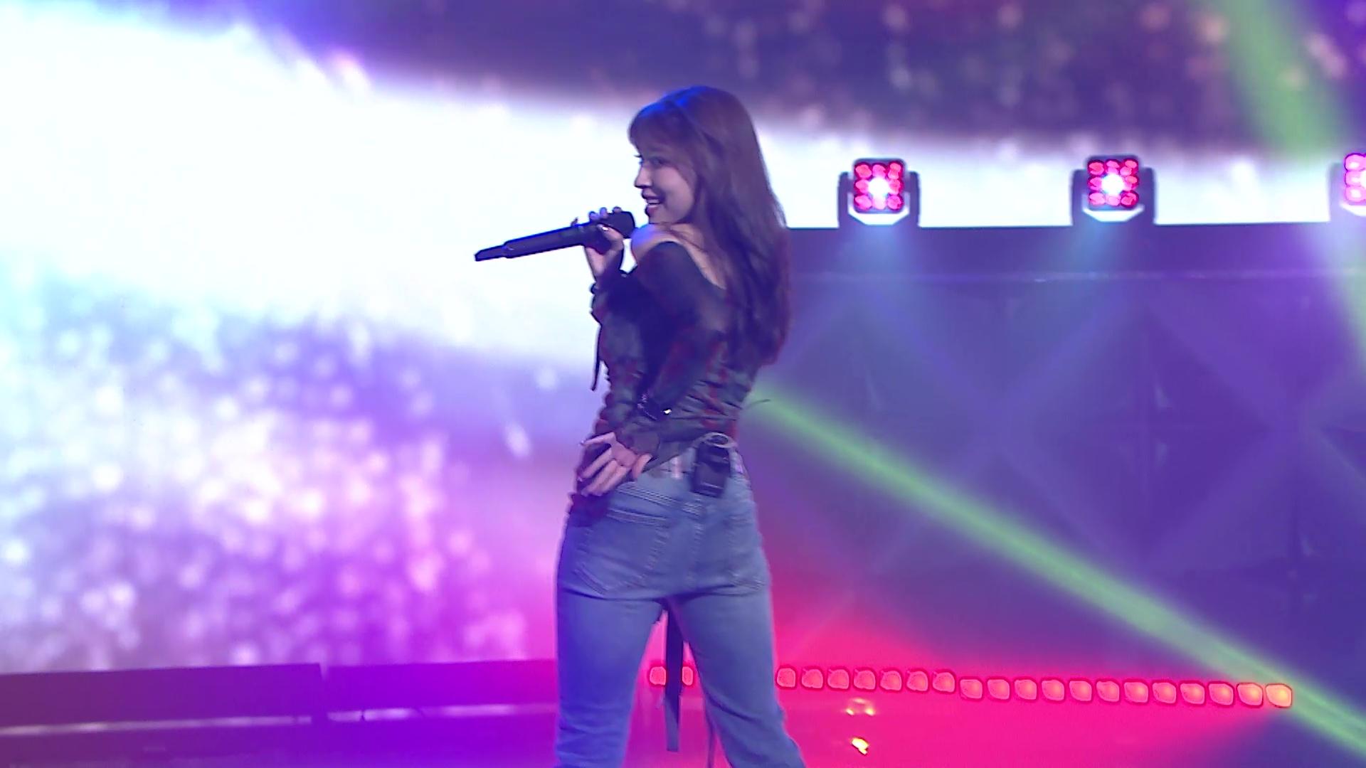 Ziva憑藉甜美外貌和弗爆身形、加上唱歌跳舞樣樣精通,爆發力不容忽視。Ziva今次突破「搖滾」狂野框框,並成功克服失聲障礙、甜美演繹《3AM》;中後段部分更一度唱至跪地,陳潔靈大讚Ziva「全All in」:「恭喜Ziva,你嘅設計好好、你嘅groove好好,你All in 得嚟唔係淨係唱呢首歌,你成個身體All in、你嘅頭髮All in、你膝頭哥都All in埋,全部All in,你真係做得好好。」    至於出名「靚聲」的布子,則以一身全白長裙演唱《風的形狀》,清澈的聲線、配以感覺猶如在半空中自由滑翔的高音,同樣獲得評審好評。雖然8強止步、但布子並未因此氣餒、反而感激《聲秀》這個舞台:「我一路都覺得自己冇失去咗啲乜嘢,我一路覺得自己賺咗,我由海選行到依家,其實每一步都係成長、每一步都係吸收,好多謝評審對我嘅評語教咗我好多嘢,好多謝譚哥(導師譚耀文)幫咗我好多,無論台風上、演繹上,又或者心理上都幫咗我好多。」譚耀文亦真誠勉勵布子:「大家都見證到你一路嘅進步、唱歌你嘅range係好闊嘅……冇辦法啦人生就係咁,今日唔代表你係完結,You are the be