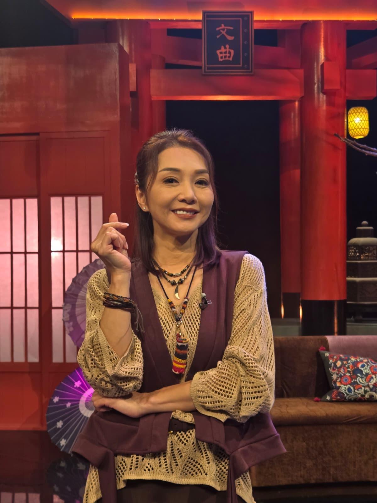 靈異直播一小時節目《直播靈接觸》,昨晚嘉賓請來顏仟汶。