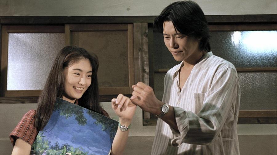 與常盤貴子合演1995年經典劇《跟我說愛我》。