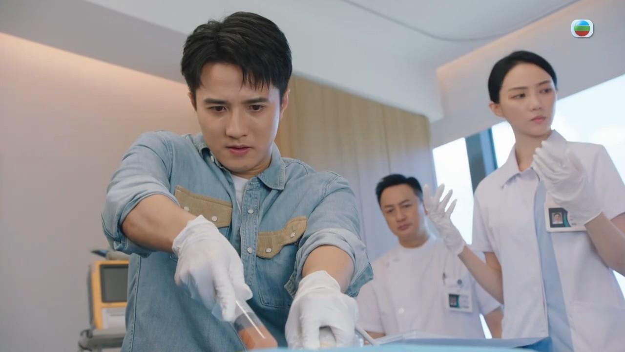 黃庭鋒這次飾演年輕肝臟外科明日之星。