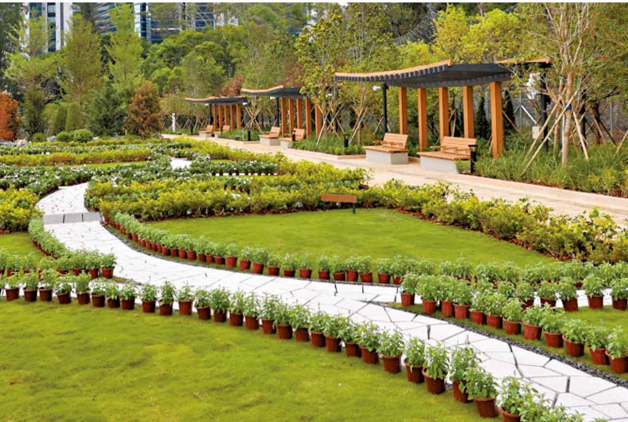 撒灰紀念花園提供2,130塊紀念牌匾設置。