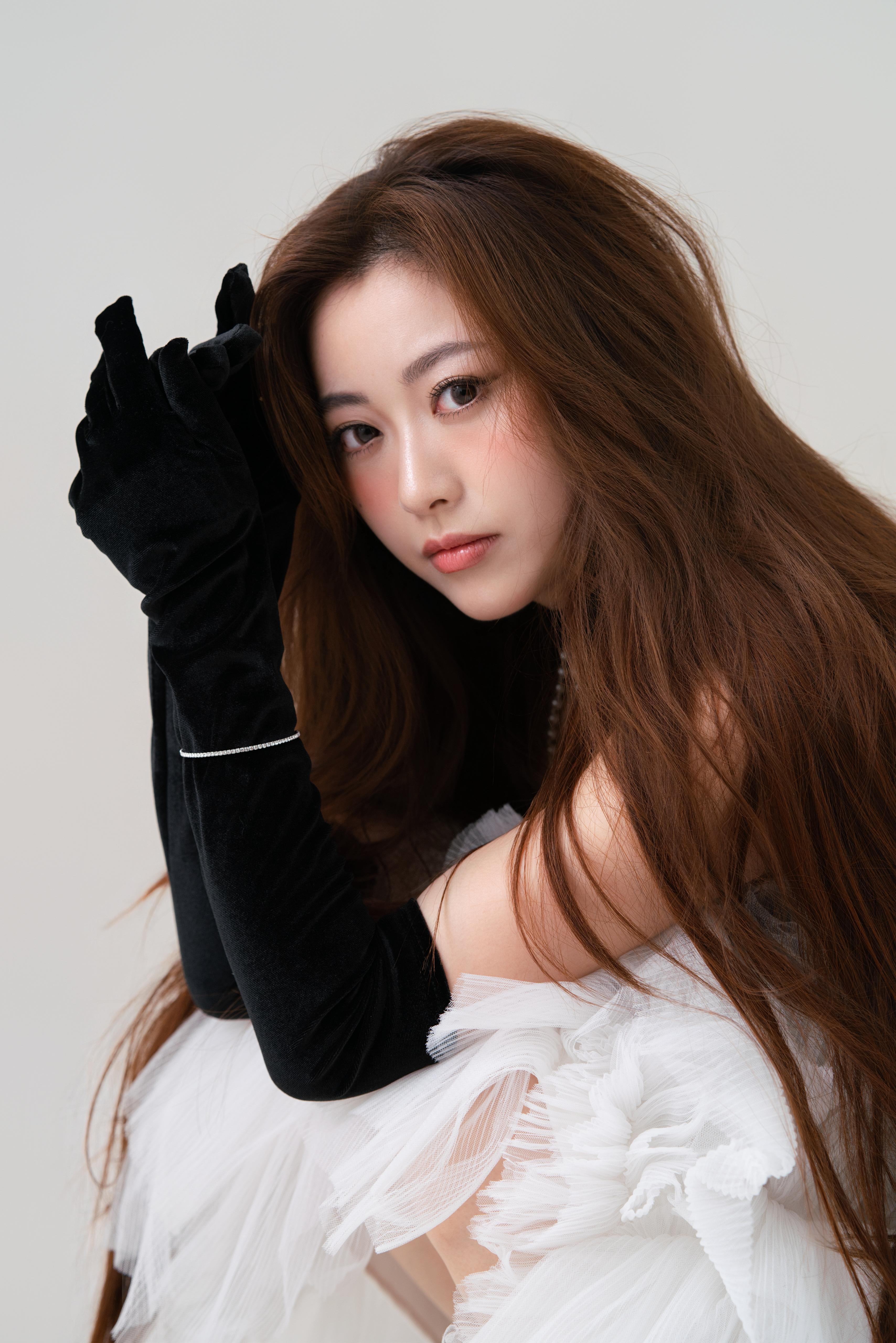 Kylie C.加入樂壇後找來神級音樂班底合作。