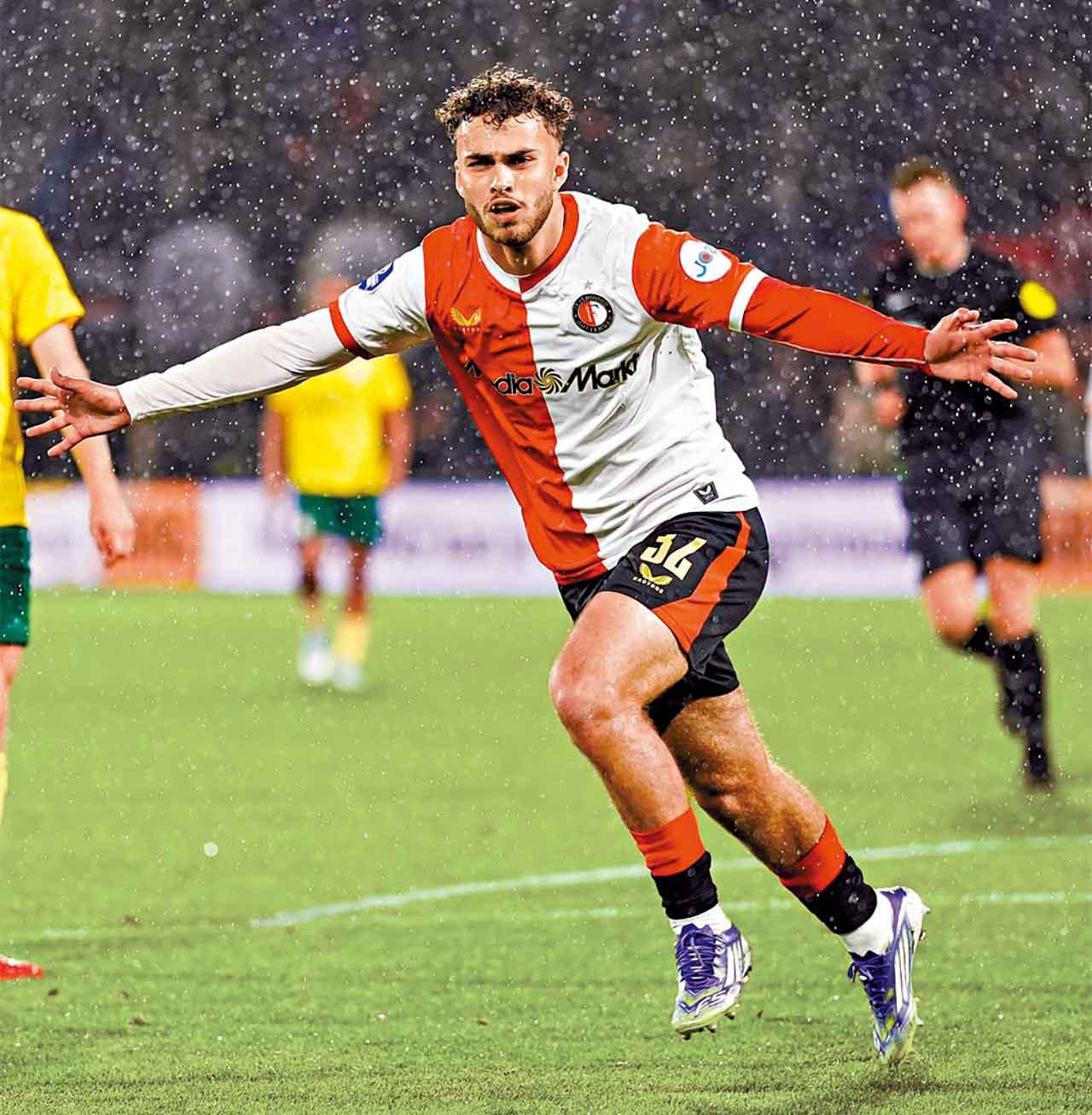 飛燕諾鋒將史利提