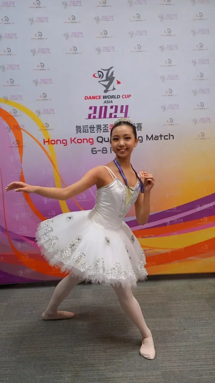 朱凱婷的囡囡林穎彤曾在多個芭蕾舞比賽奪得獎項。