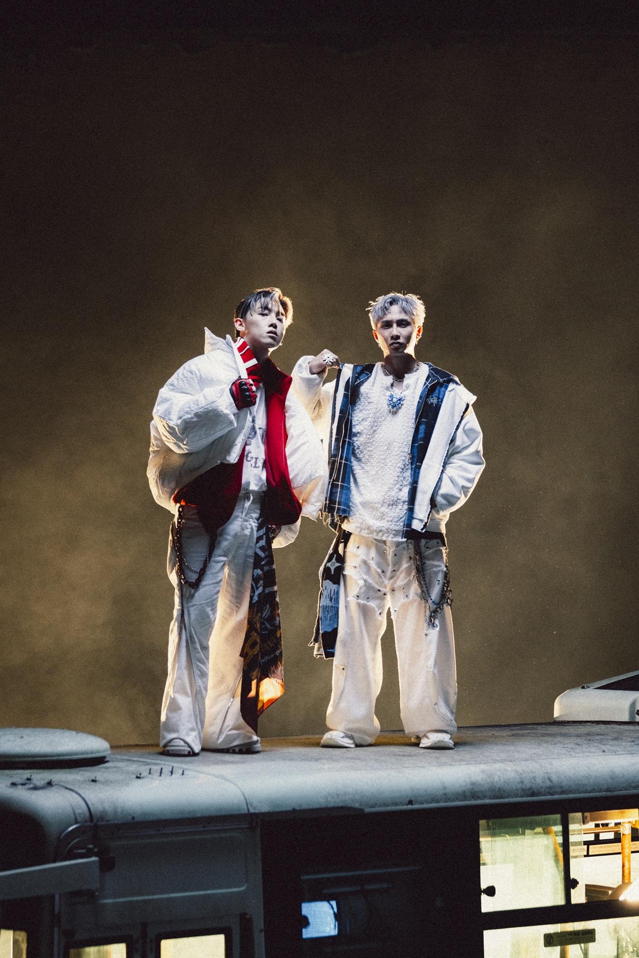 MC張天賦笑言跟Billy Choi的通點是身高。