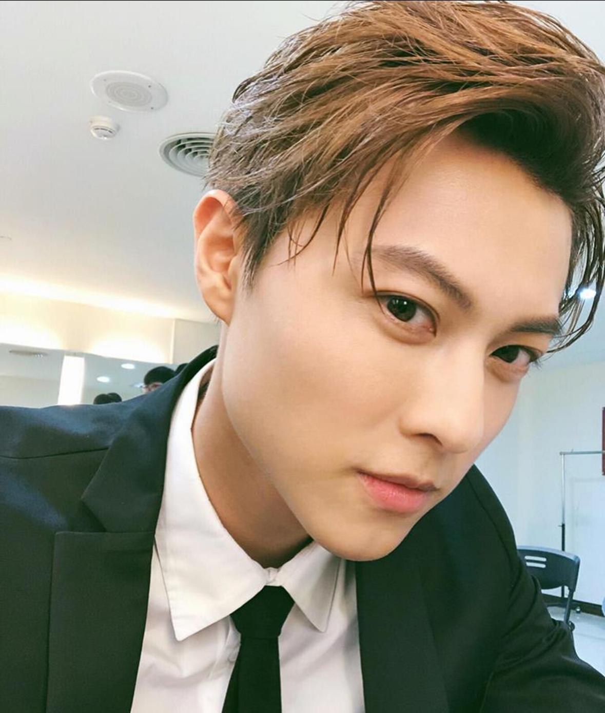 王子從出道至今戀情一直被受關注。