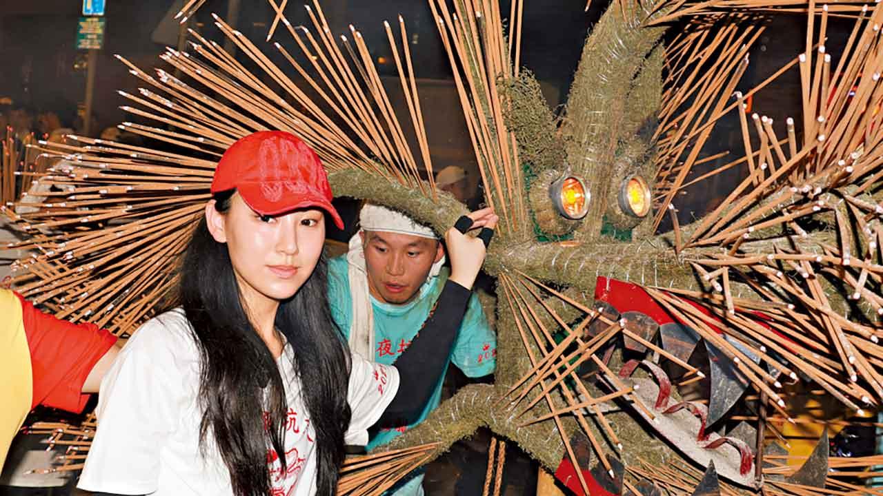 大坑舞火龍昨晚起一連3晚舉行。(吳康琦攝)