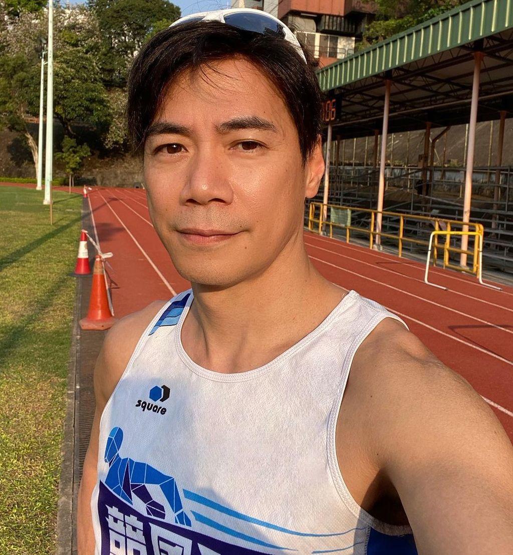 崔錦棠成立跑會,現在也有教人跑步。