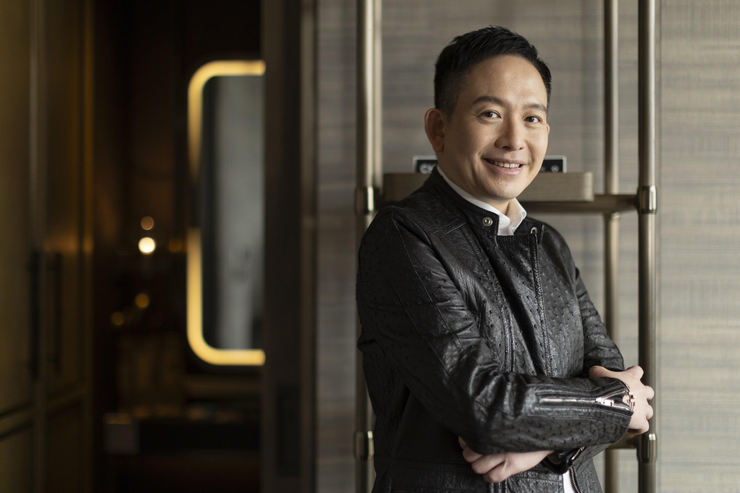 向展鵬本月推出第二首新歌Hi-Fi歌系列專輯《戀愛預告》cover,對於音樂夢想一直努力奮鬥!