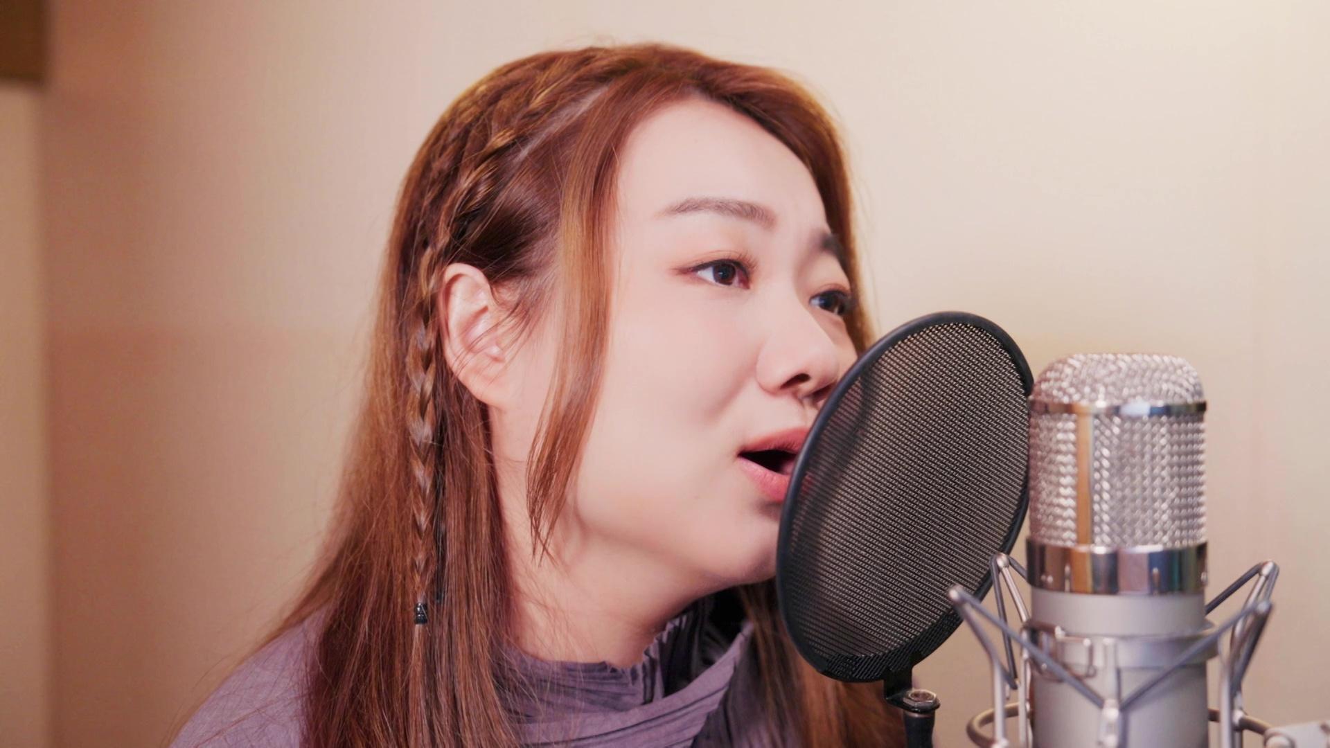 《中年好聲音3》冠軍黃博、亞軍張與辰及季軍劉洋傾力獻唱、重新演繹《如願》MV。