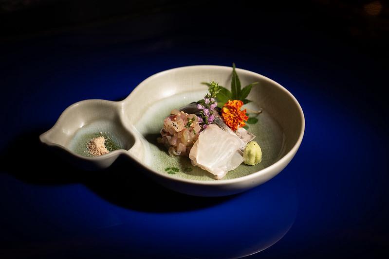 深海池魚配陳皮鹽、池魚細切拌蔥蓉、炙燒醋青魚