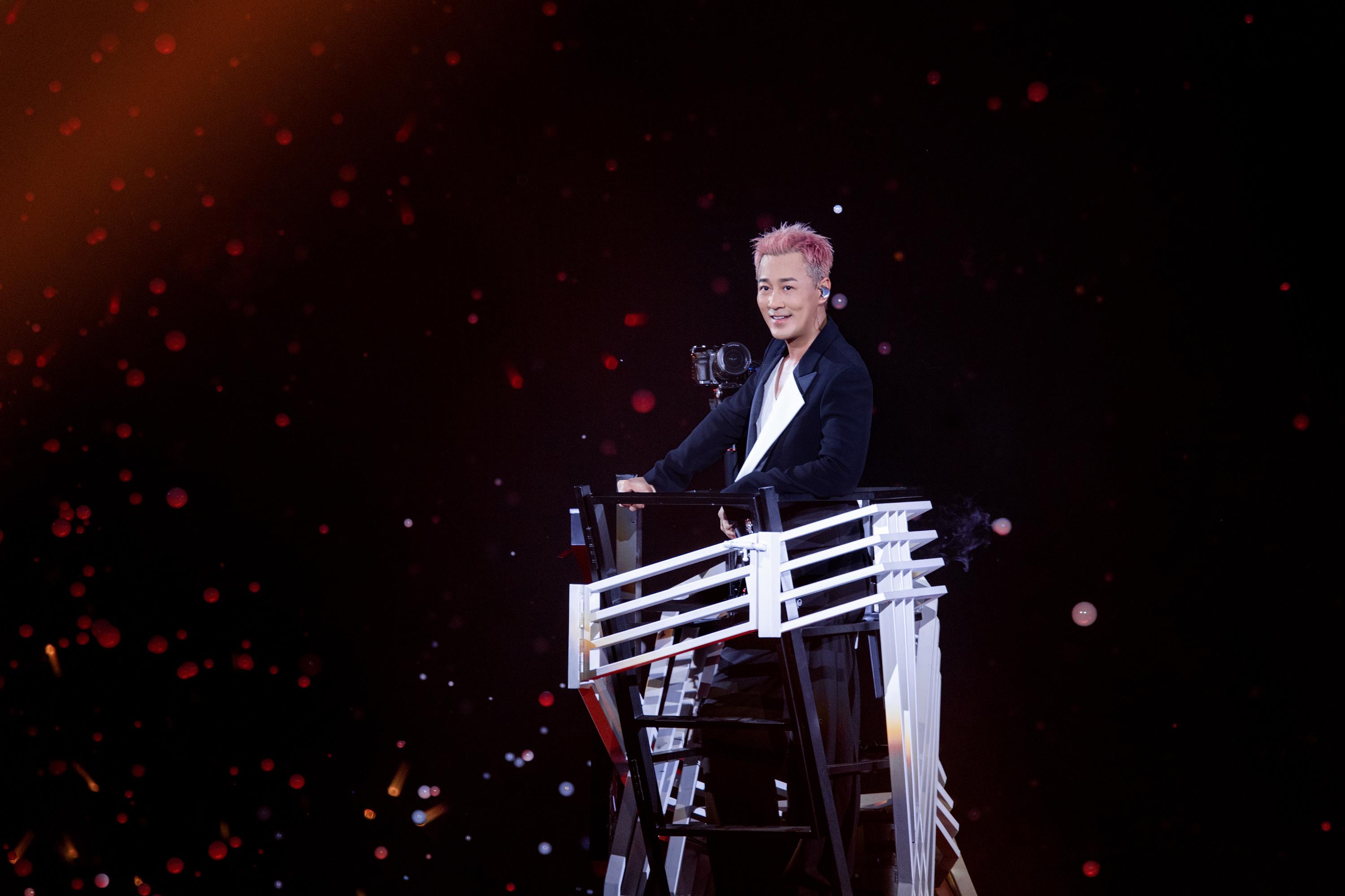 林峯《Go With The Flow》世界巡迴演唱會氣勢如虹。