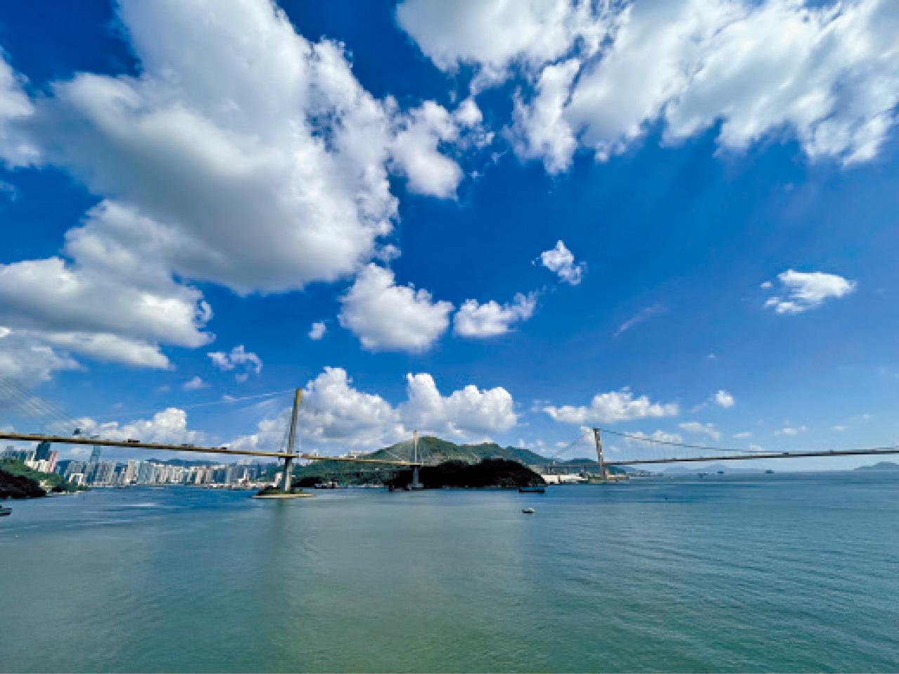 梁百行 青山公路