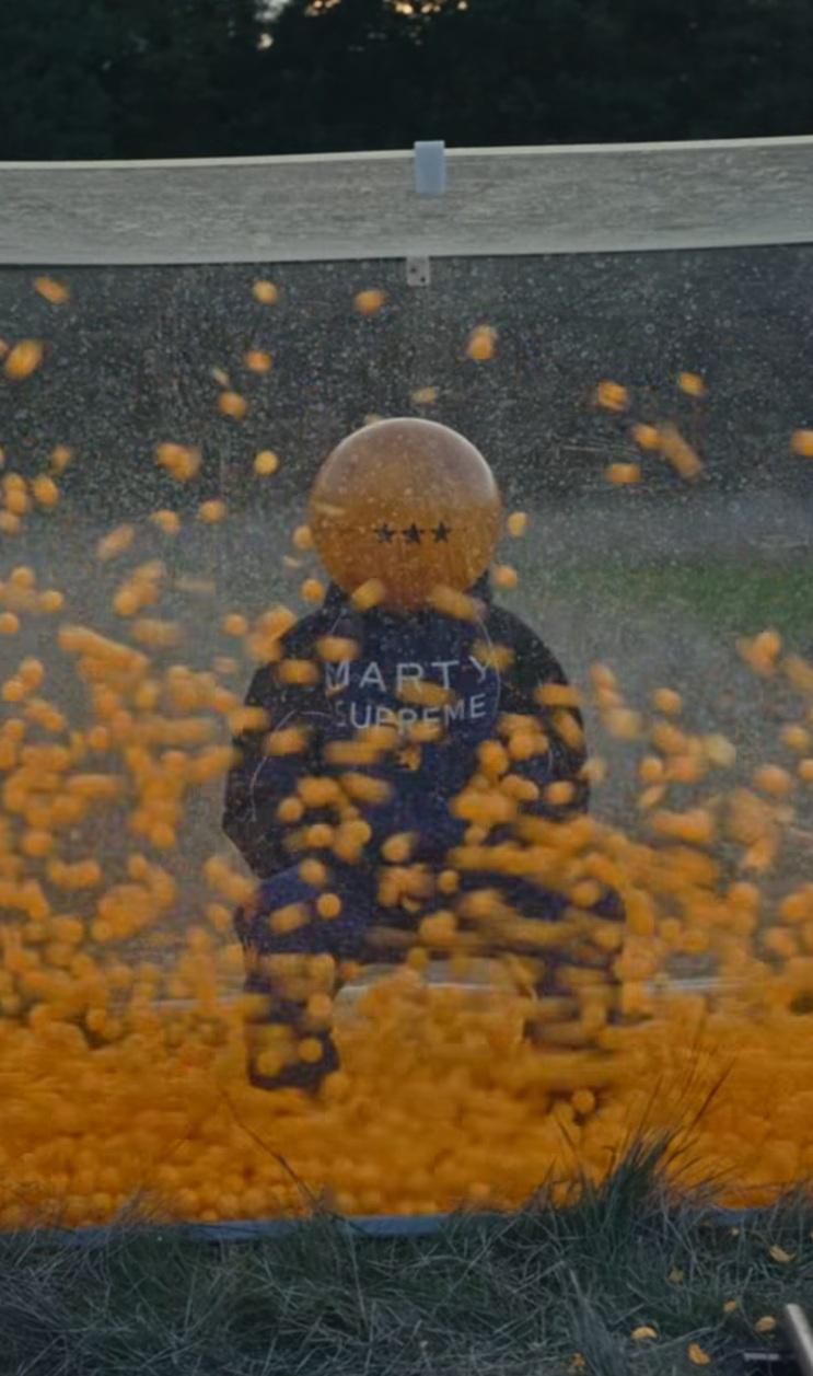 添麥菲查洛美skin head宣傳新戲 扮乒乓球短片夠fun