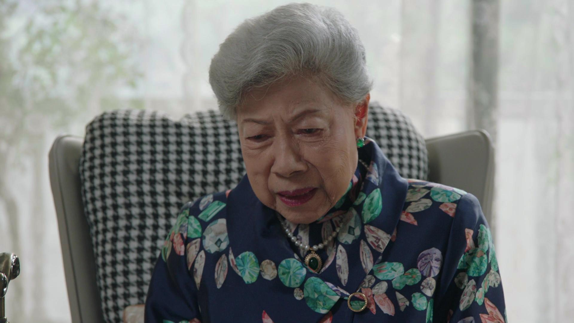 羅蘭10集換足14套靚衫。