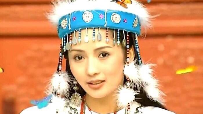 劉丹憑住《還珠格格2》扮演香妃一角爆紅。