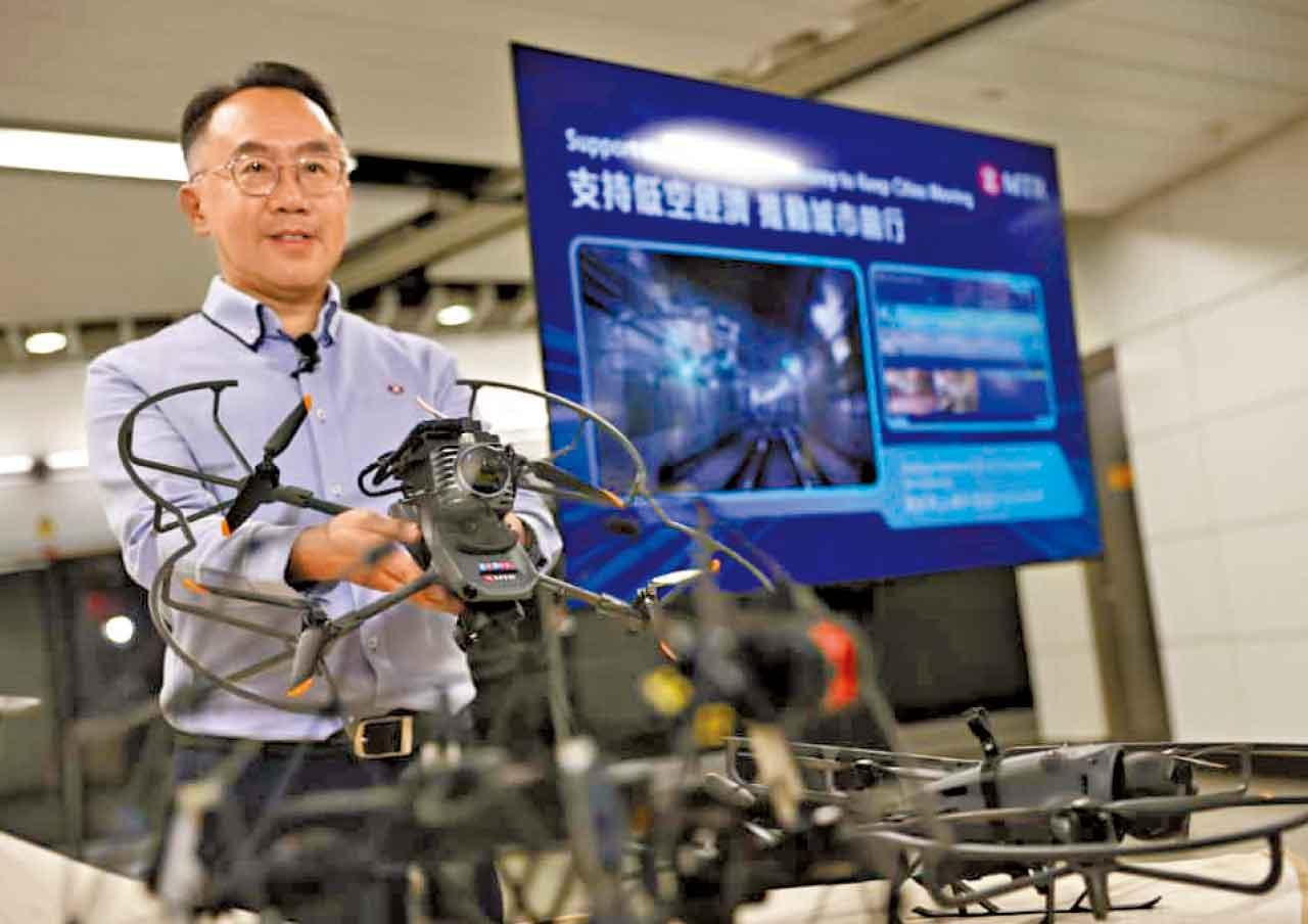 陳慶強介紹超視距無人機應用情況。