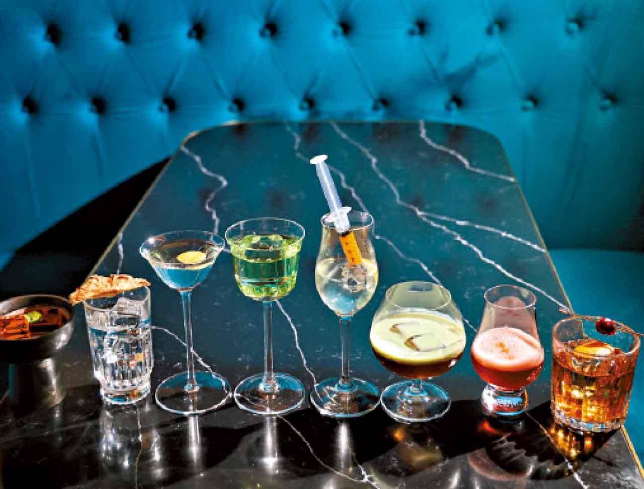 酒吧取臥底電影靈感,調出8杯雞尾酒($138/杯,$158/3杯迷你組合)。