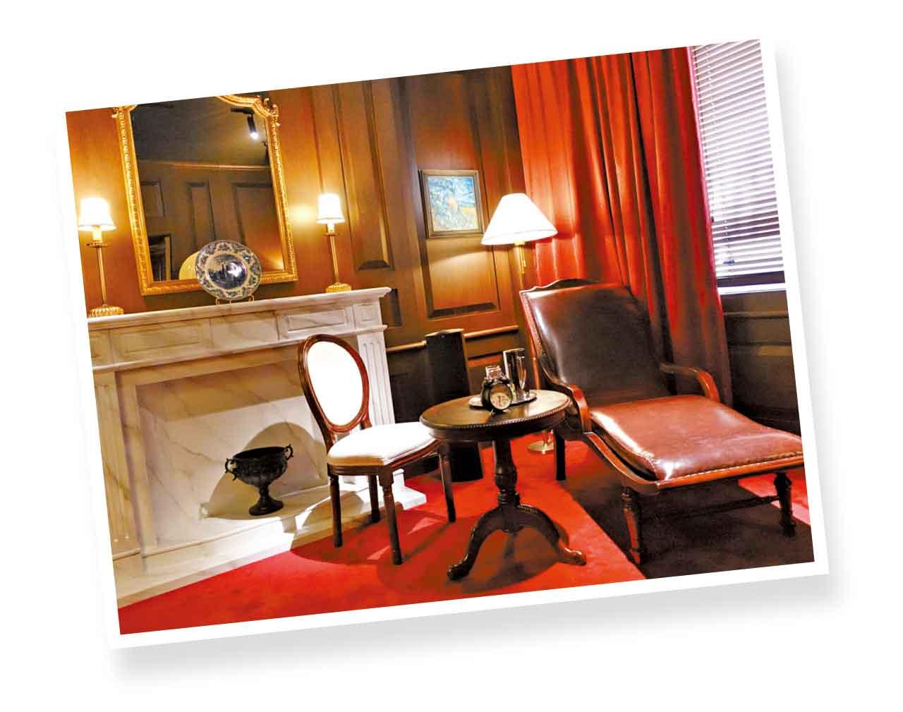 「被遺忘的空間」內播歌曲《被遺忘的時光》,與電影比較還原度高。