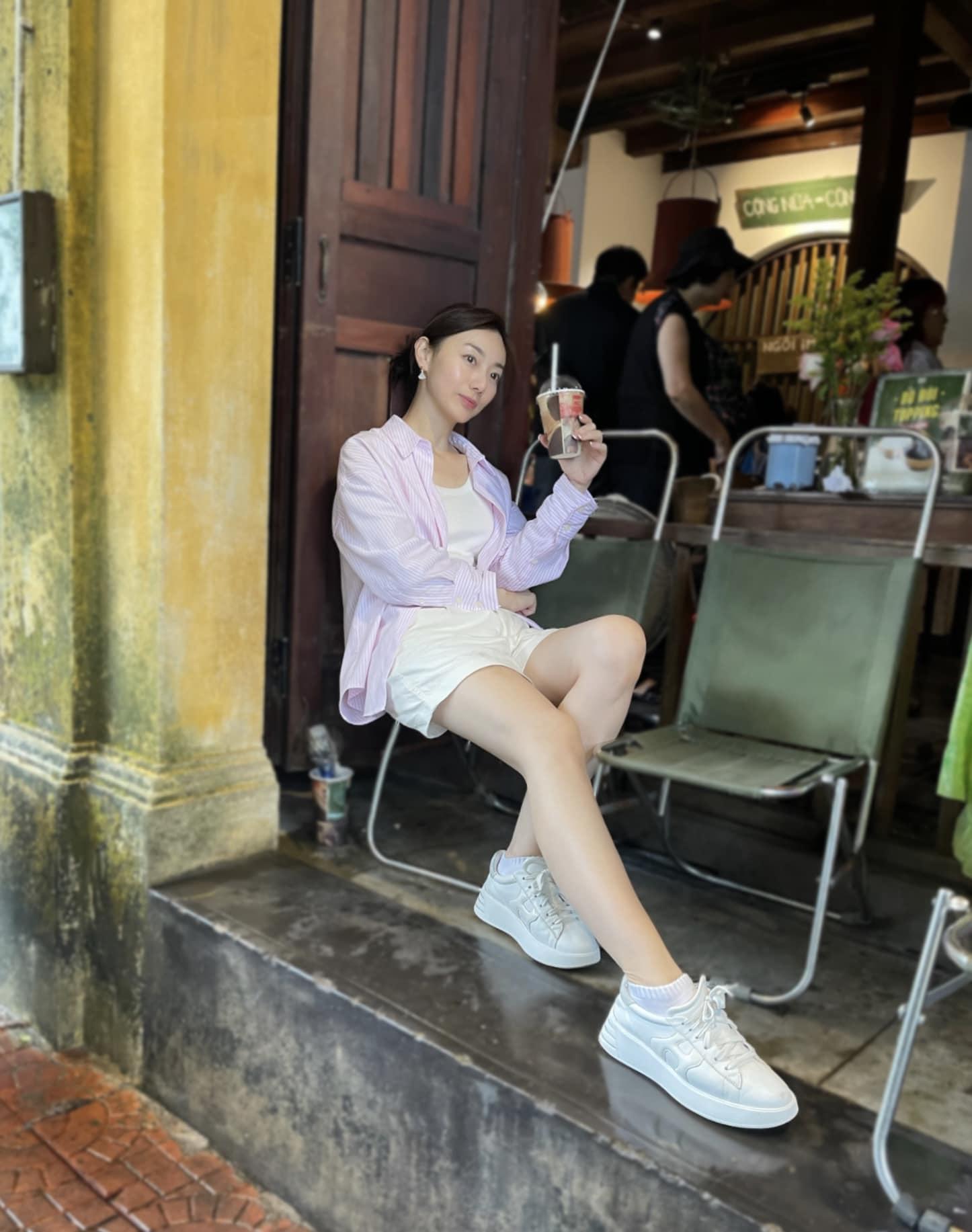 前TVB新聞主播周嘉儀(Venus)。