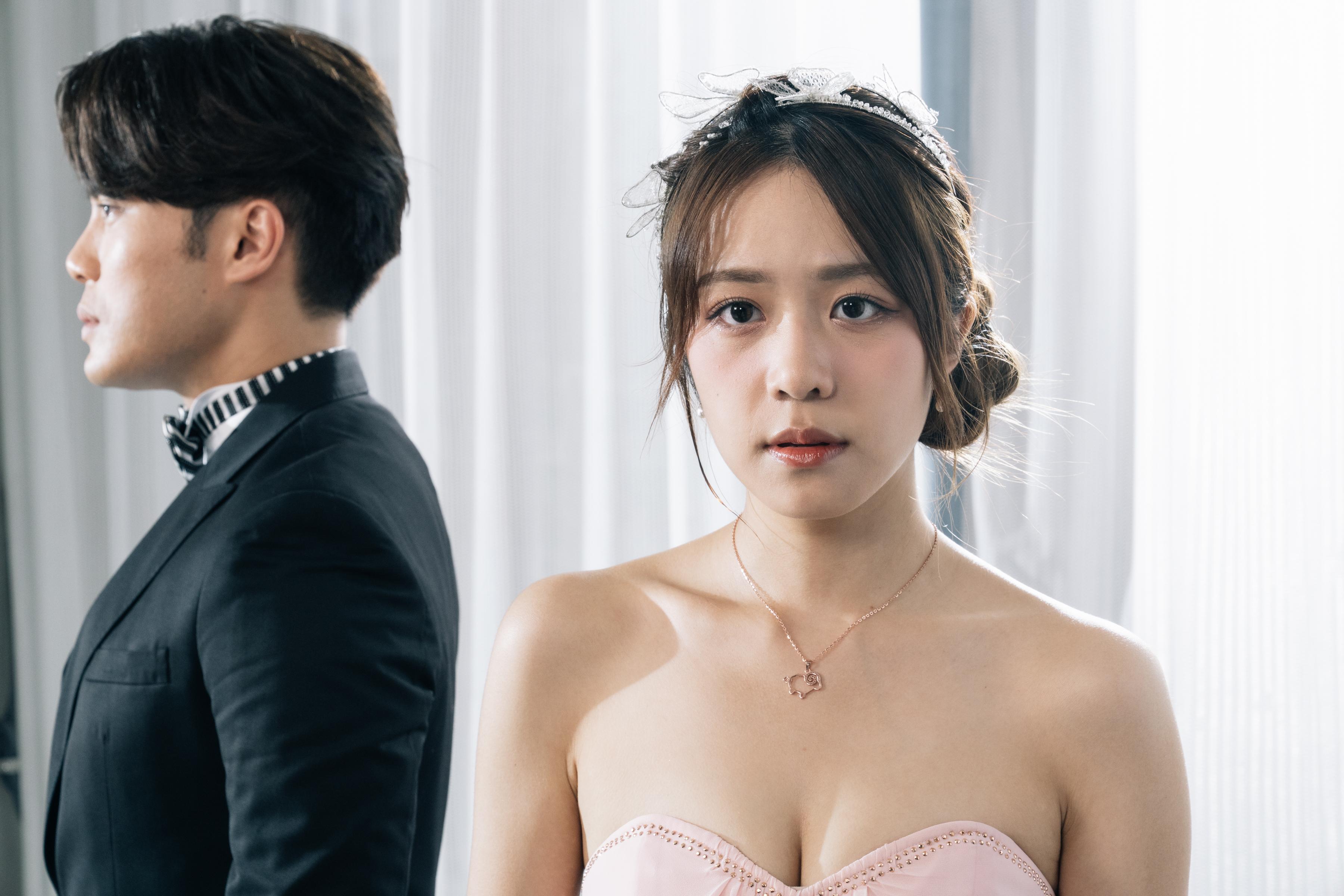 莊子璇劇中著得好性感。