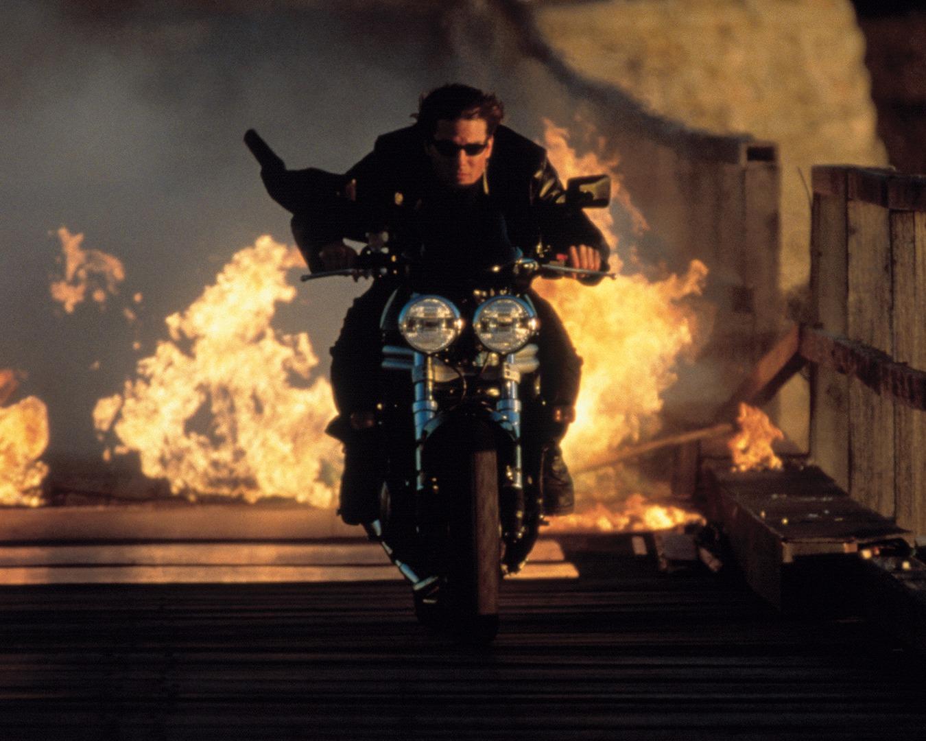 63歲的湯告魯斯,被指或與安娜舉行水下或跳傘婚禮。