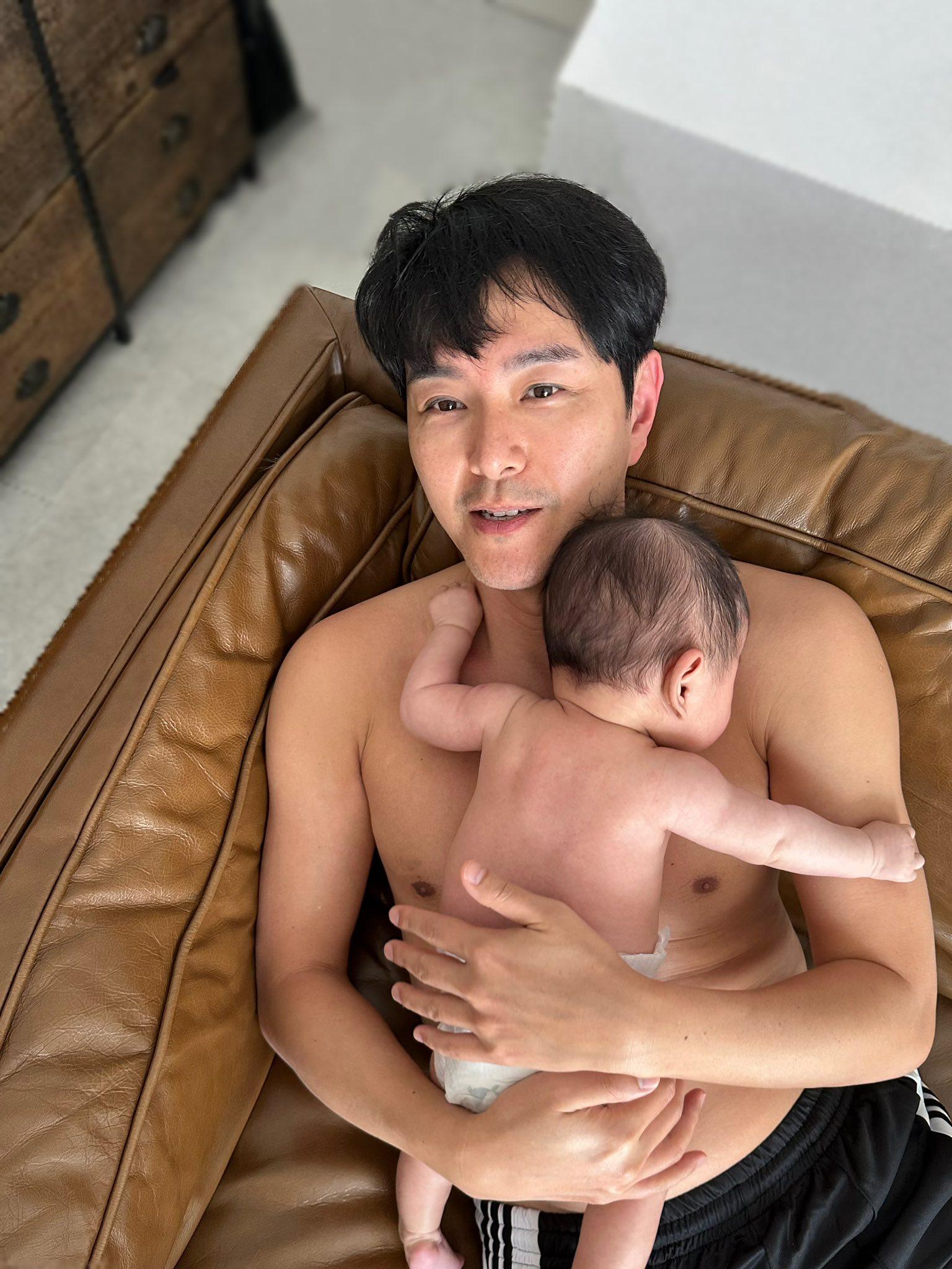 蕭正楠與黃翠如不時透過社交網分享湊仔日常。