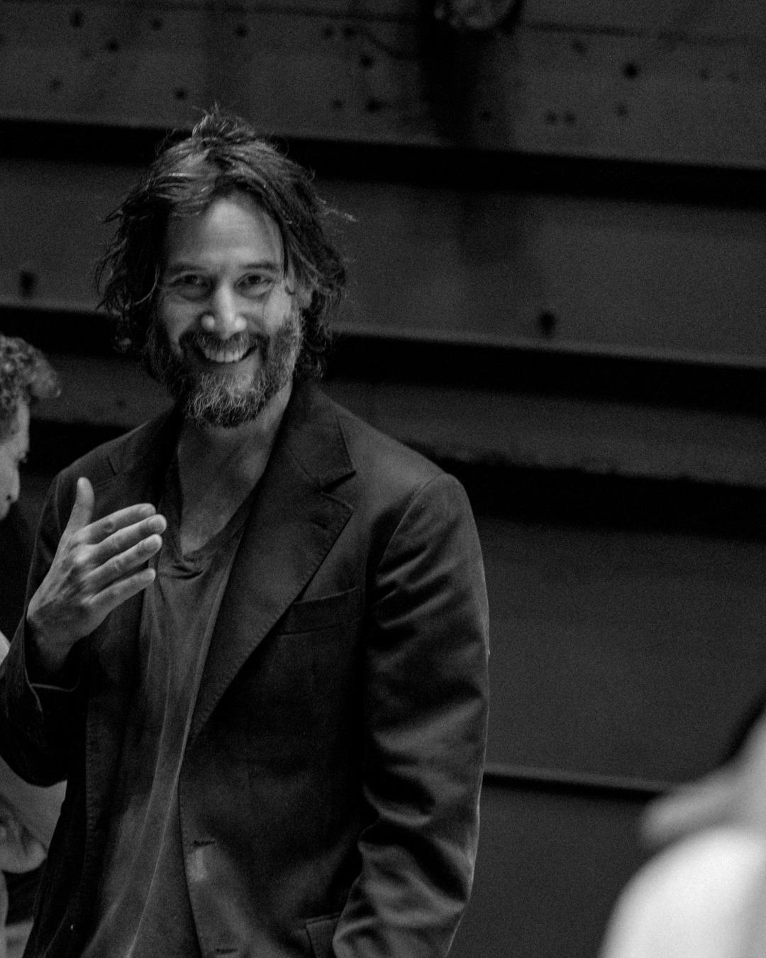 奇洛在《等待果陀》中飾演Estragon一角。