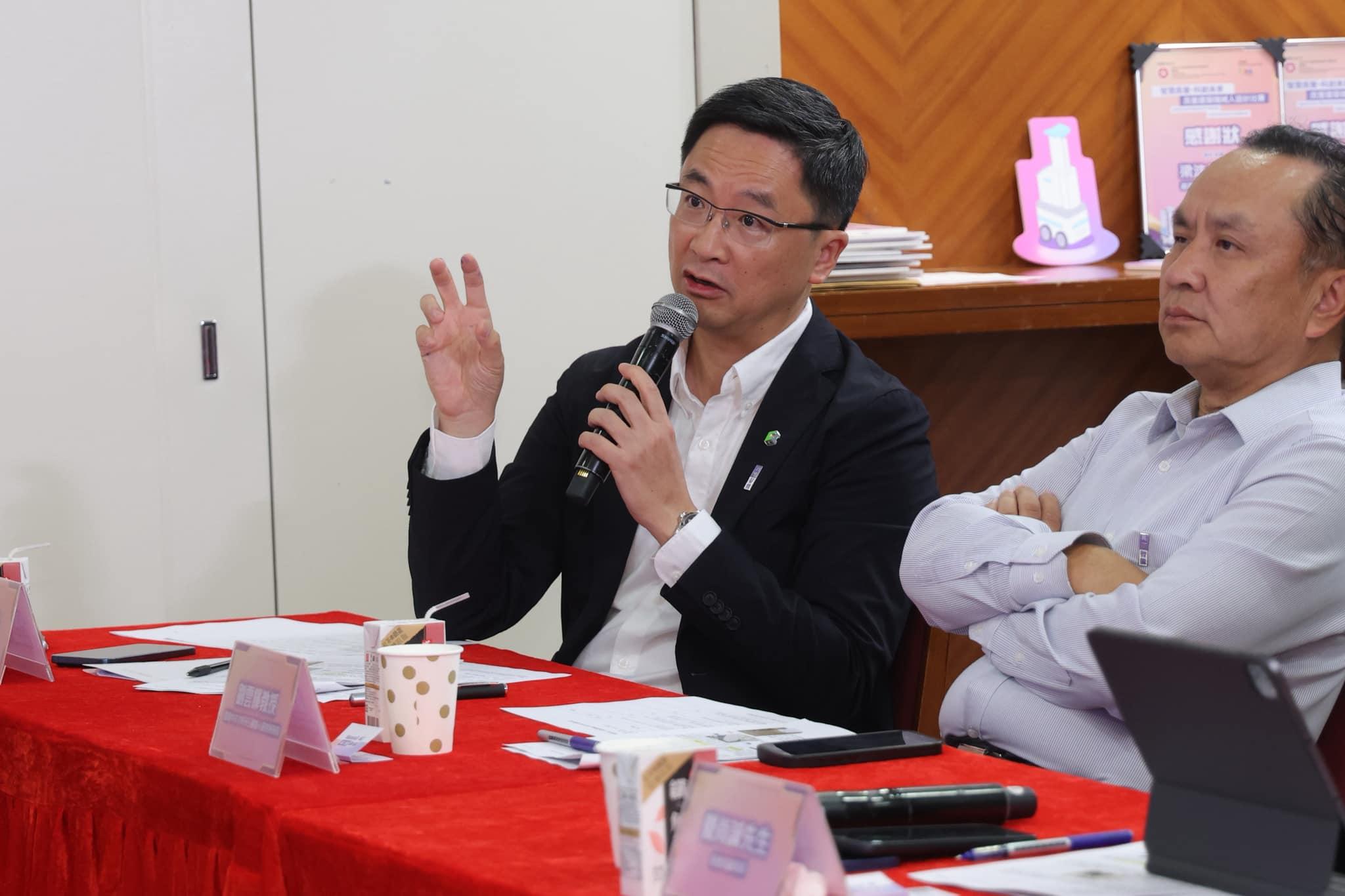 @fb何永賢 Winnie Ho 圖片