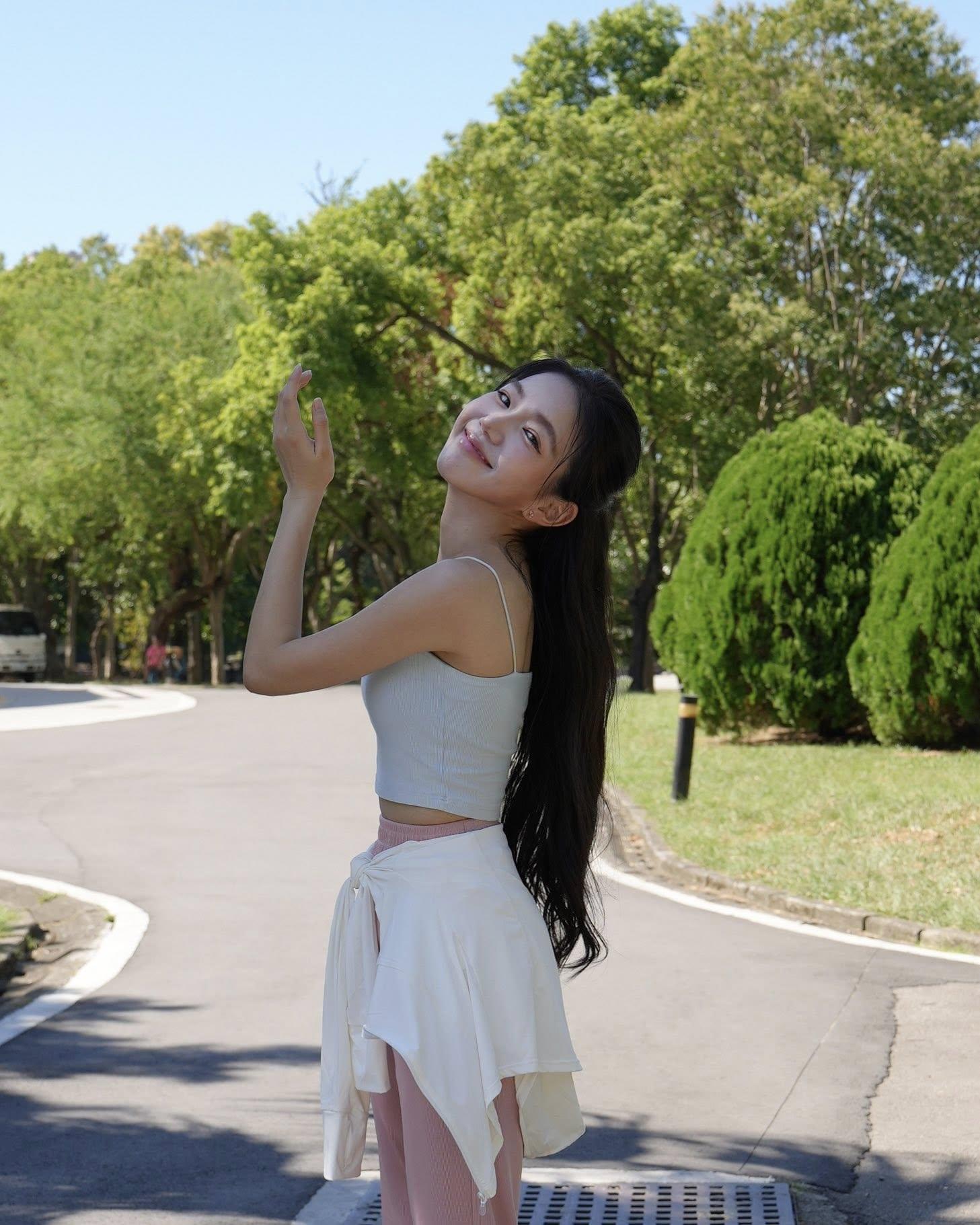 百萬YouTuber家寧早前與Andy老師分手。