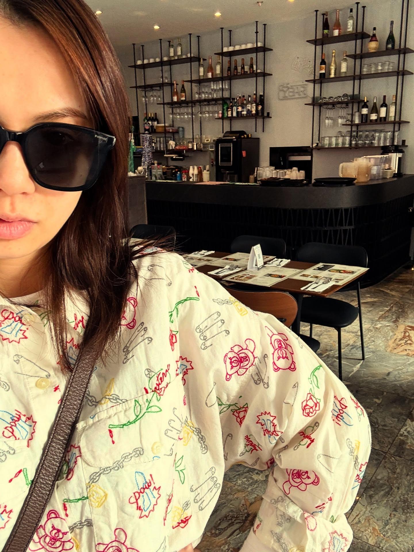 吳日言(Yan)在英國遇上不少問題,包括寬頻死機。