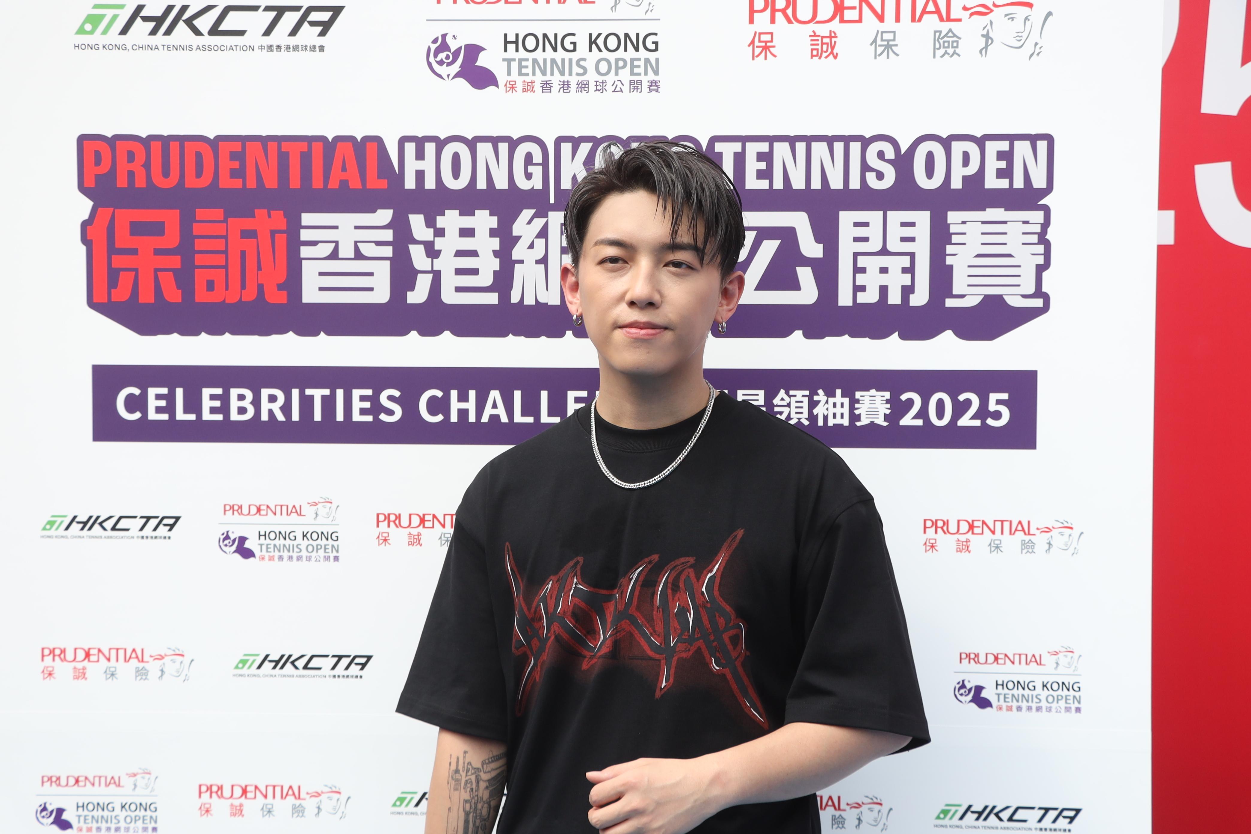 平時愛打羽毛球的MC張天賦,自言有運動細胞。(娛樂組攝)