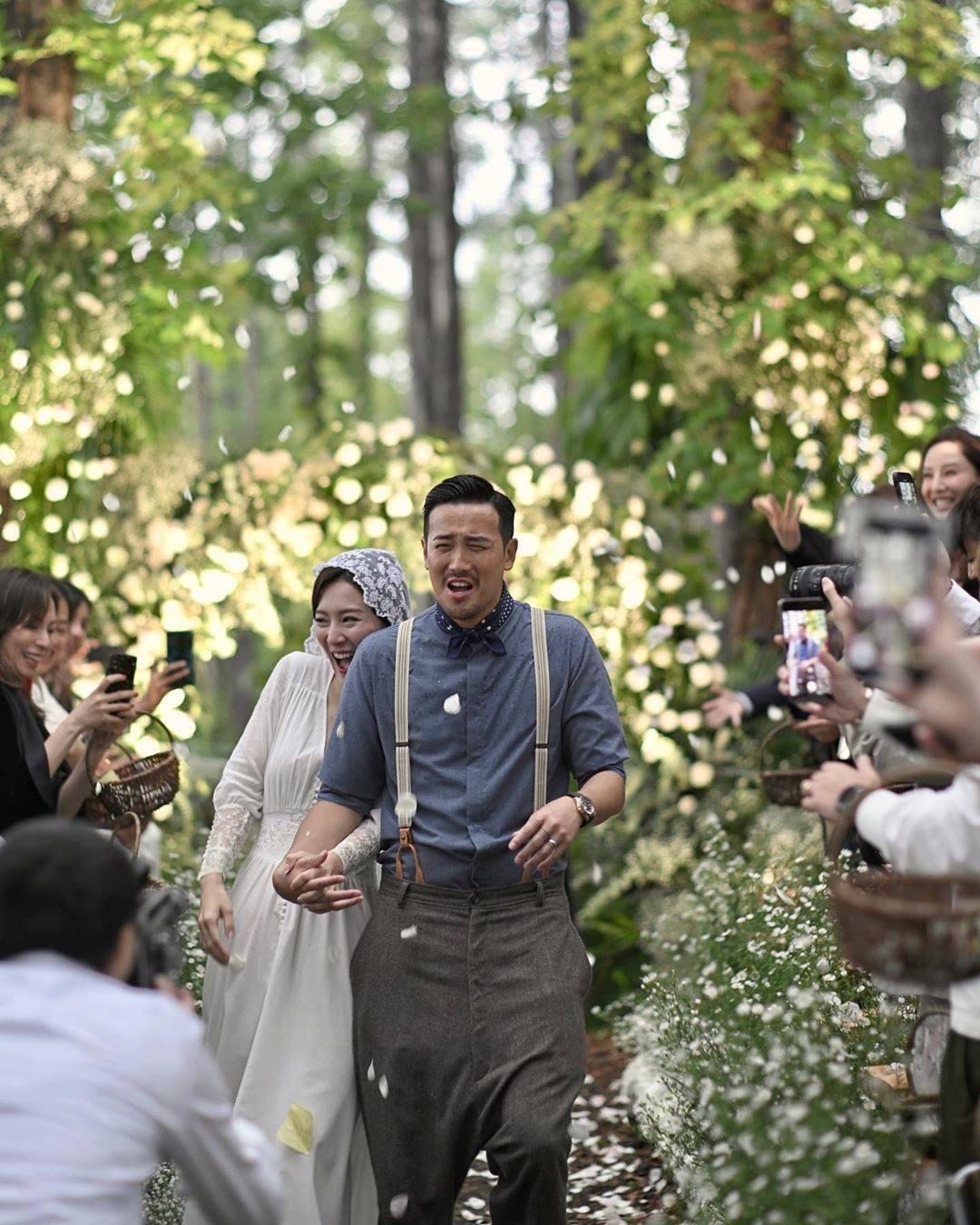 王敏奕、曾國祥在日本北海道的Niki Hills Winery葡萄酒莊舉行森林婚禮。