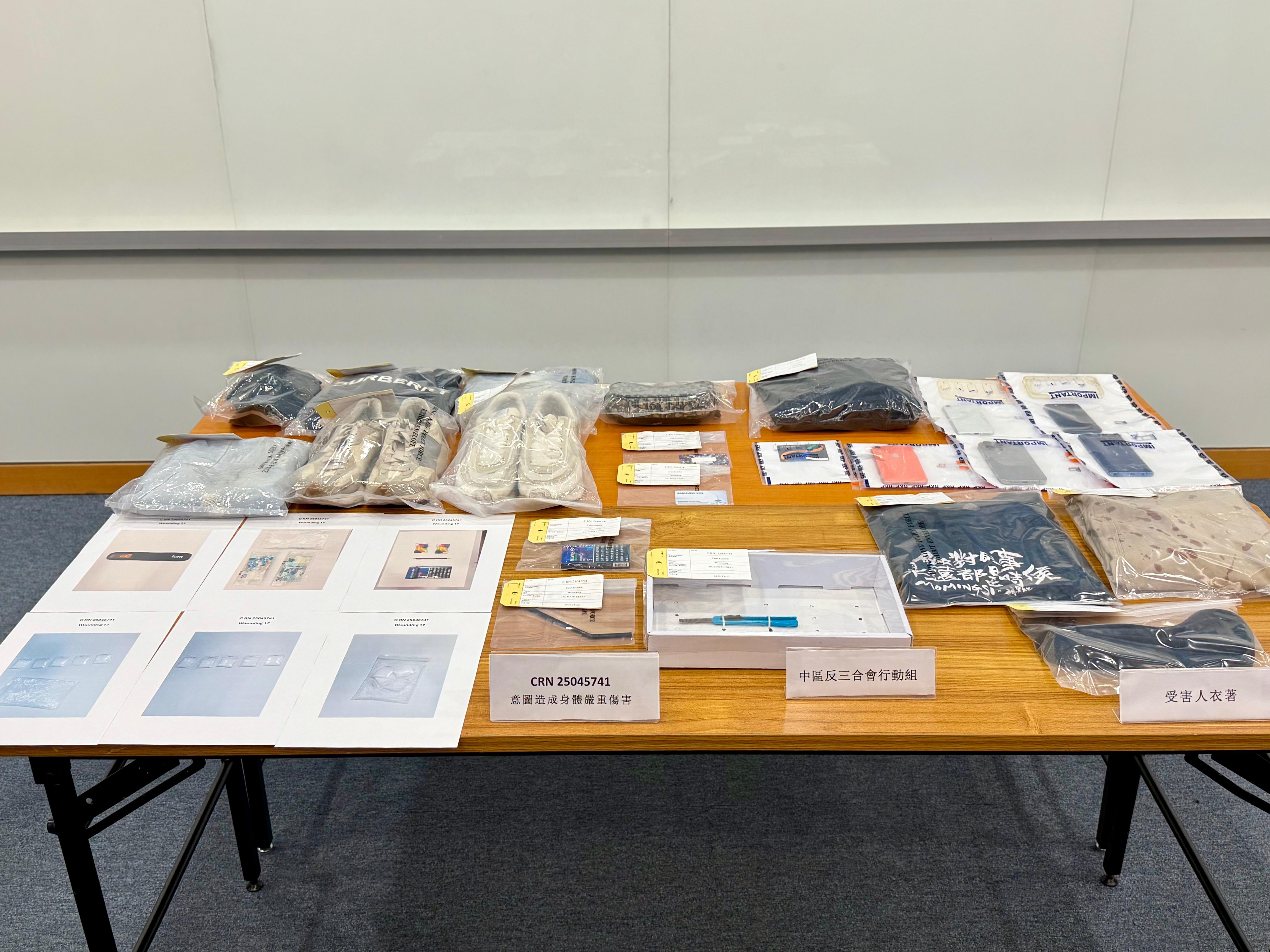 金鐘巴士站20歲男子被點錯相遇襲,警方拘捕3名黑幫