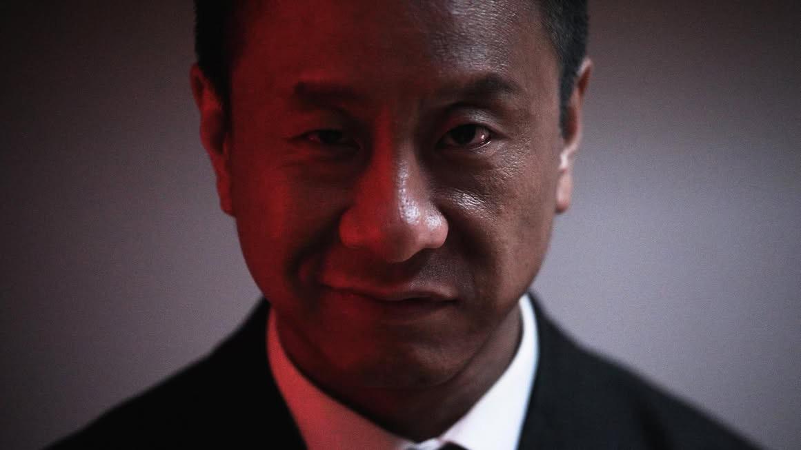 試當真官方則貼出朱栢康的大頭照。