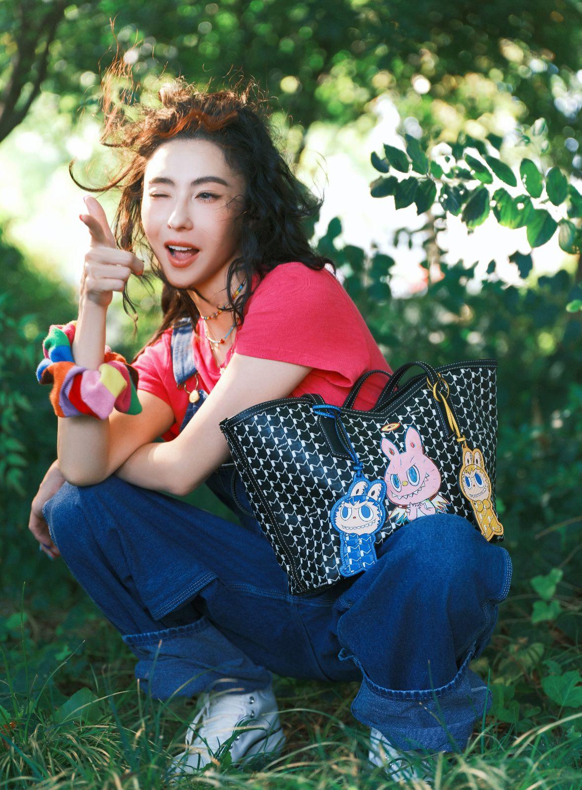 張栢芝近年主力在內地發展登台及拍綜藝節目!