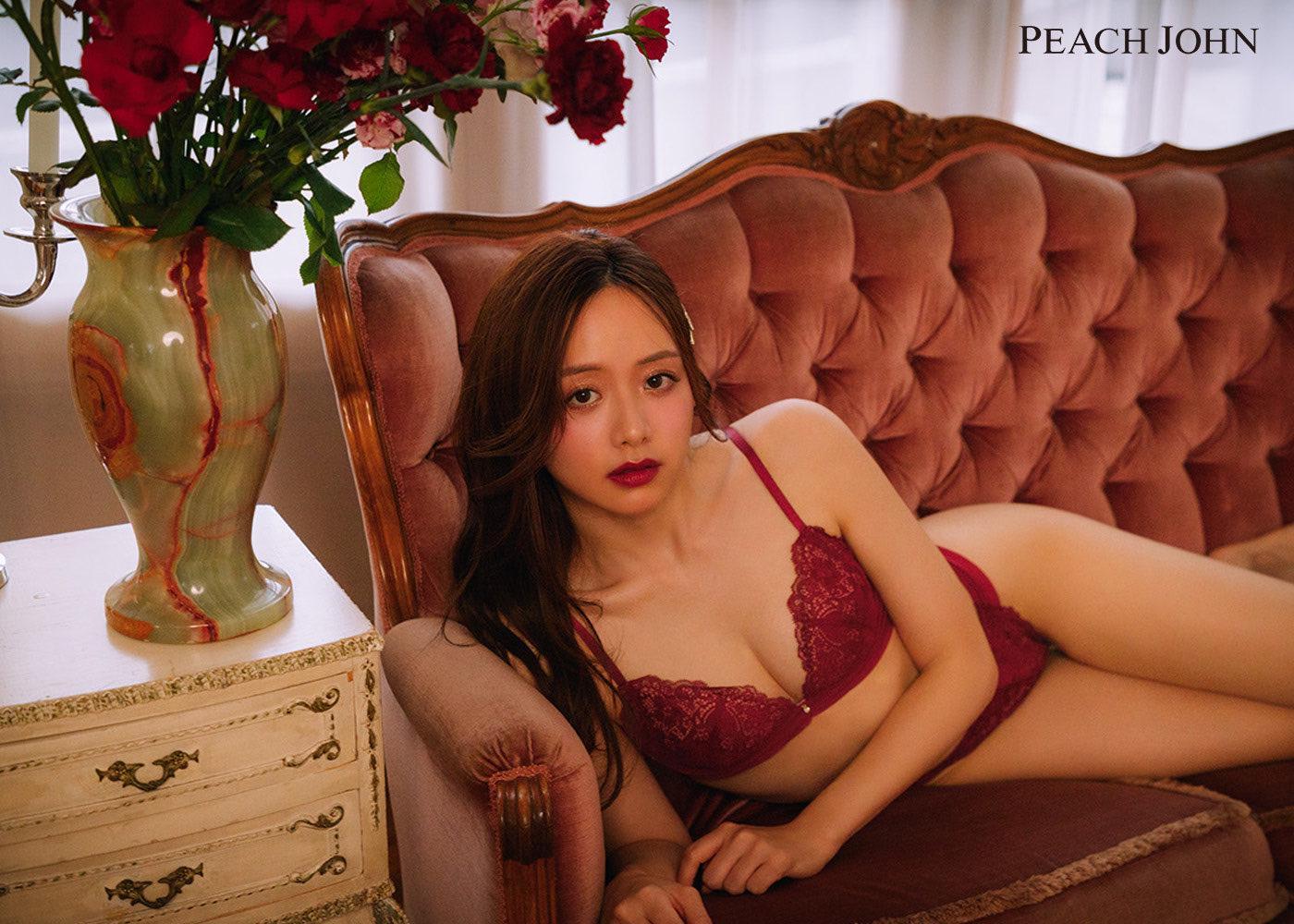 森香澄為PEACH JOHN拍攝內衣廣告。