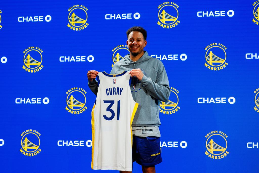 錫夫居里(Seth Curry)上陣機會未必太多。